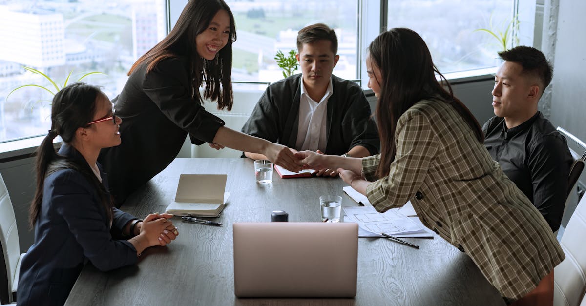 蝙蝠代实名实名账号：流量卡的组织架构和管理体系介绍